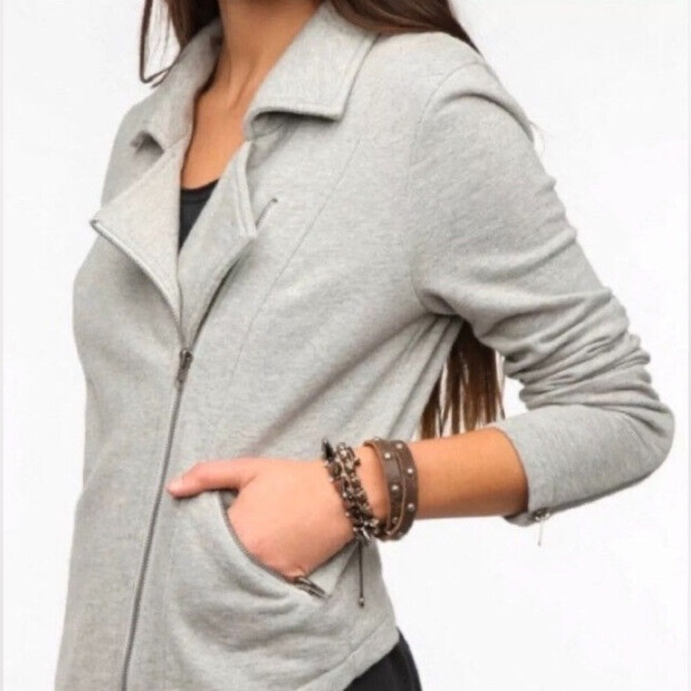 Silence + Noise Urban Outfitters Women S Gray Knit Casual Freeway Moto Jacket